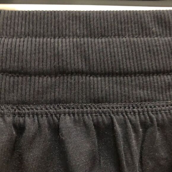 BARE NECESSITIES - NWT L Sz S Sleep/Lounge Set. Short Sleeve Pocket Tee & Shorts - Picture 10 of 14